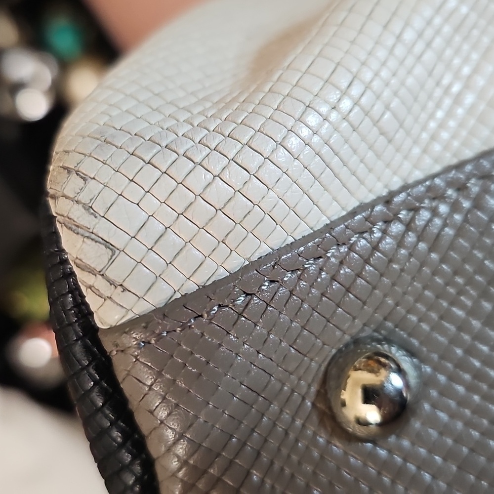 Longchamp Weekend Bag - Picture 13 of 16